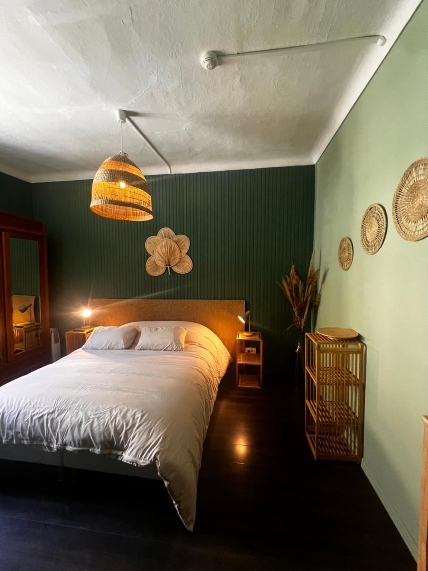 Hotel Fleur Des Alpes La Brigue ภายนอก รูปภาพ