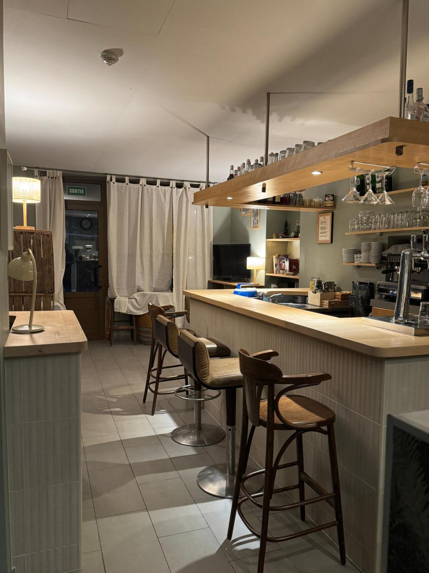 Hotel Fleur Des Alpes La Brigue ภายนอก รูปภาพ