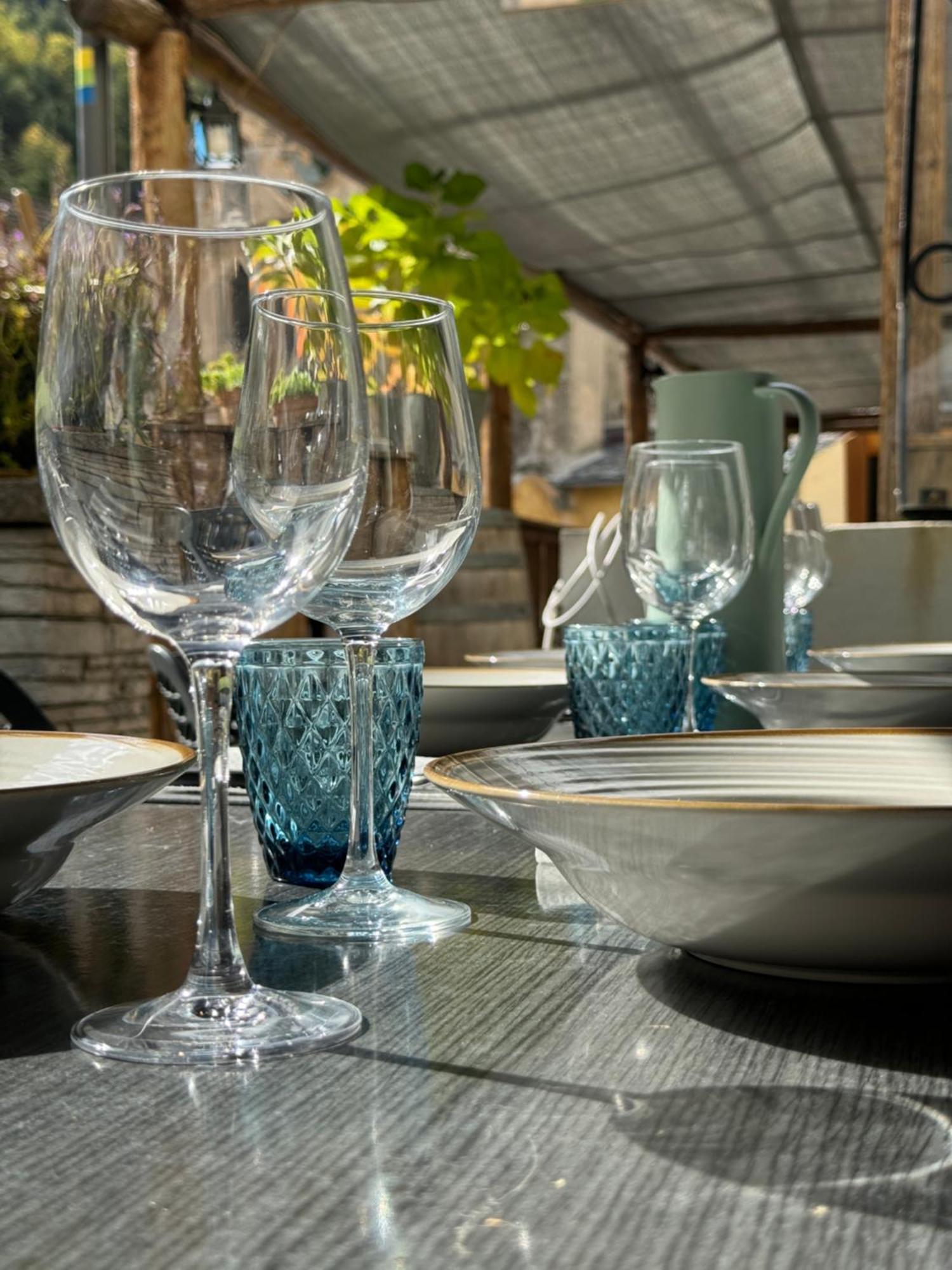 Hotel Fleur Des Alpes La Brigue ภายนอก รูปภาพ